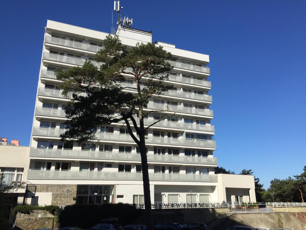 Holiday Home Slavia New 600 Z Balkonem Przy Plazy Miedzyzdroje Exterior foto